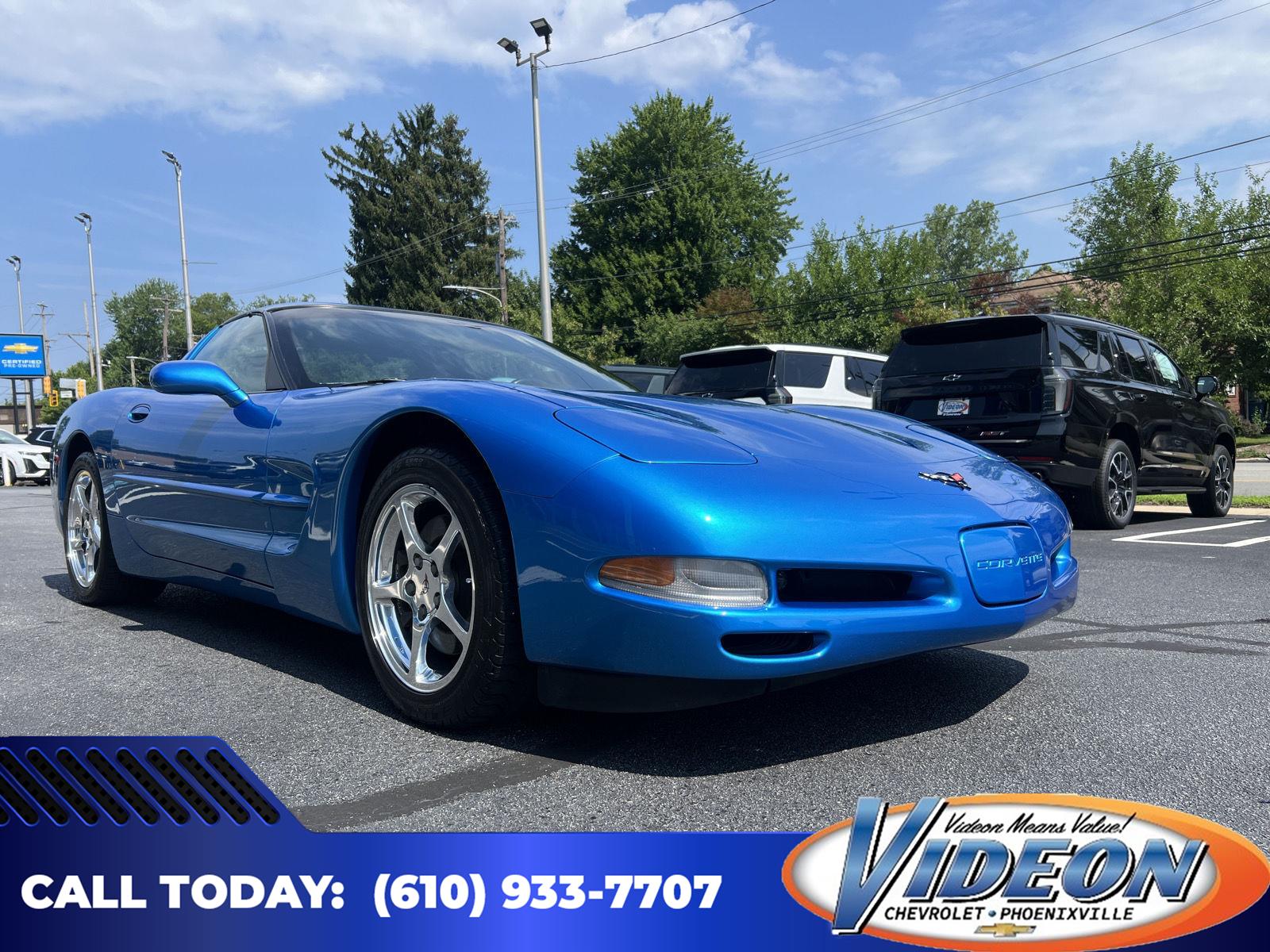 2000 Chevrolet Corvette Coupe RWD