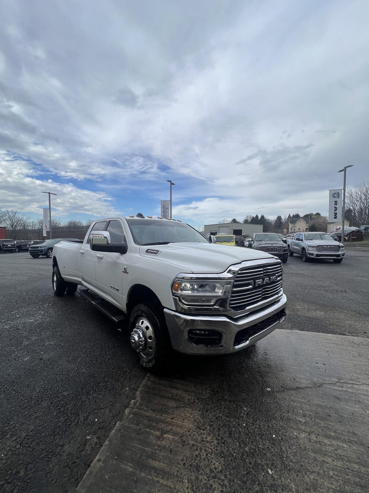 Bright White Clearcoat 2024 RAM 3500 Laramie Crew Cab LB DRW 4WD Pickup Truck Four-Wheel Drive 6-Speed Automatic