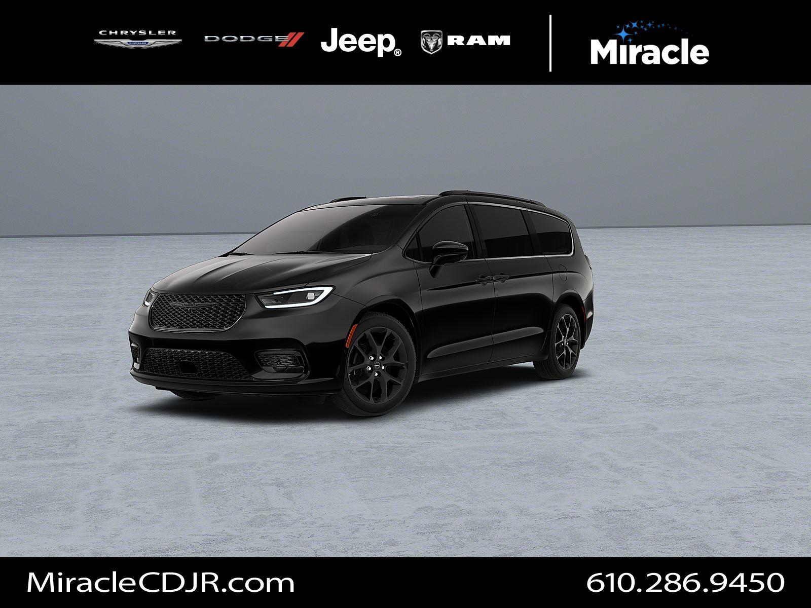 2026 Chrysler Pacifica Limited's photo