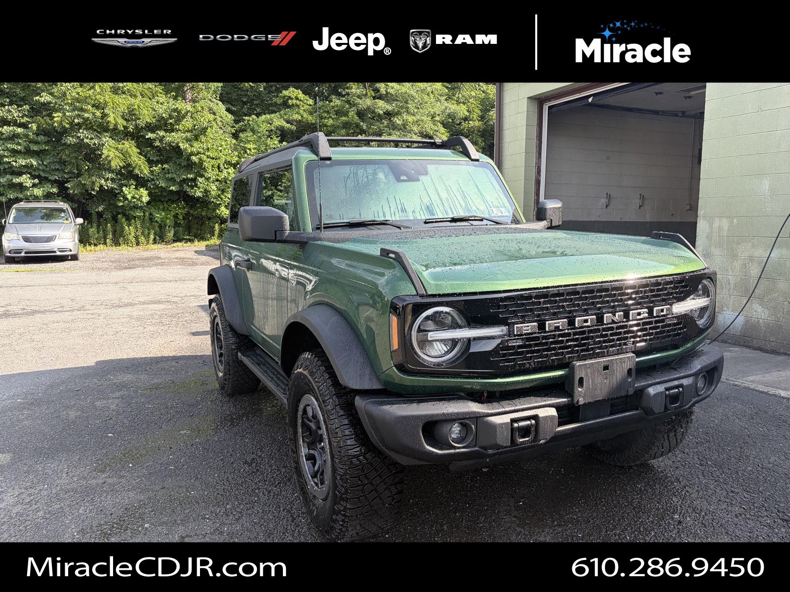 Eruption Green Metallic 2023 Ford Bronco SUV / Crossover Four-Wheel Drive Automatic
