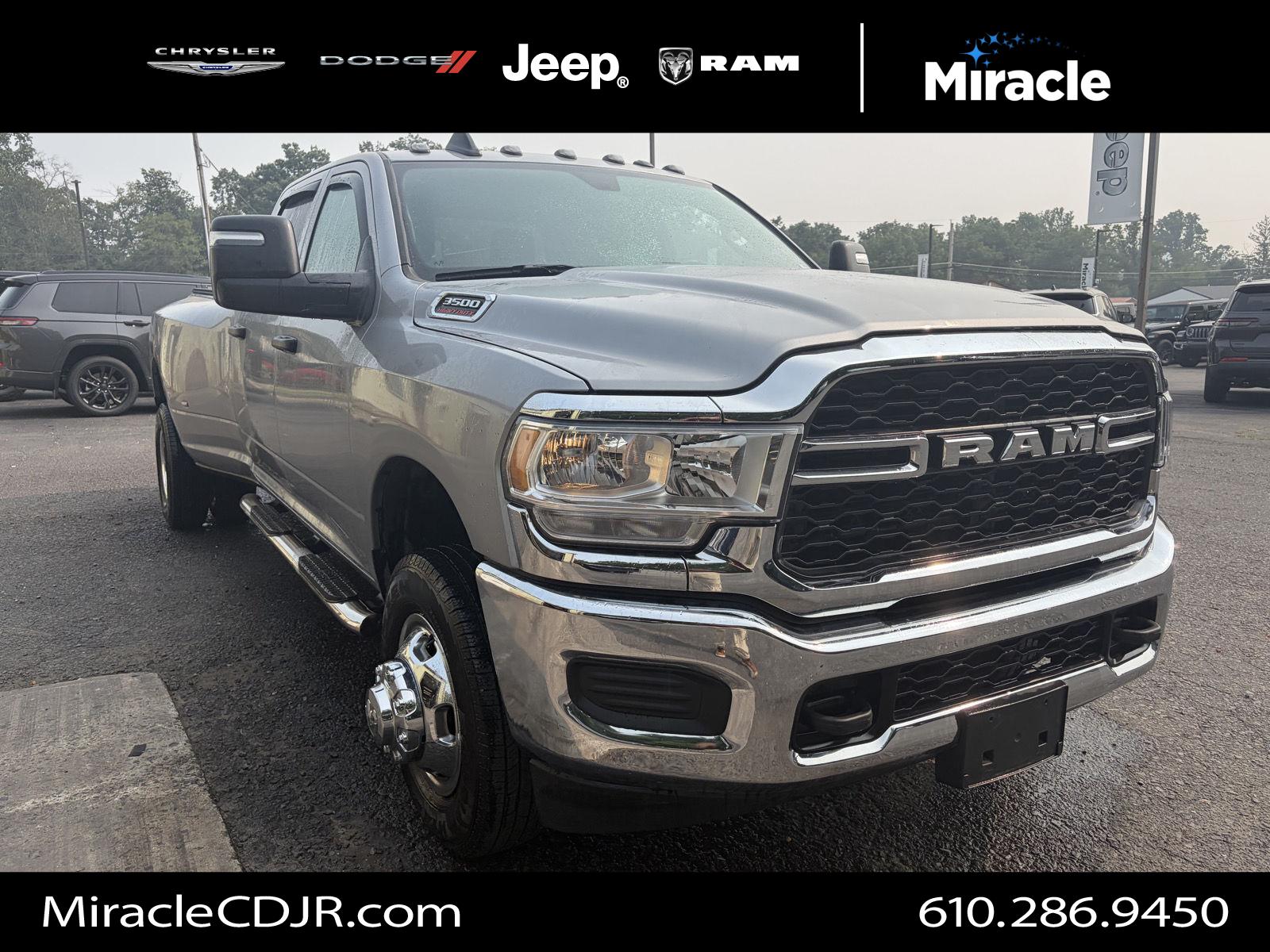 Billet Silver Metallic Clearcoat 2023 RAM 3500 Pickup Truck Four-Wheel Drive 8-Speed Automatic