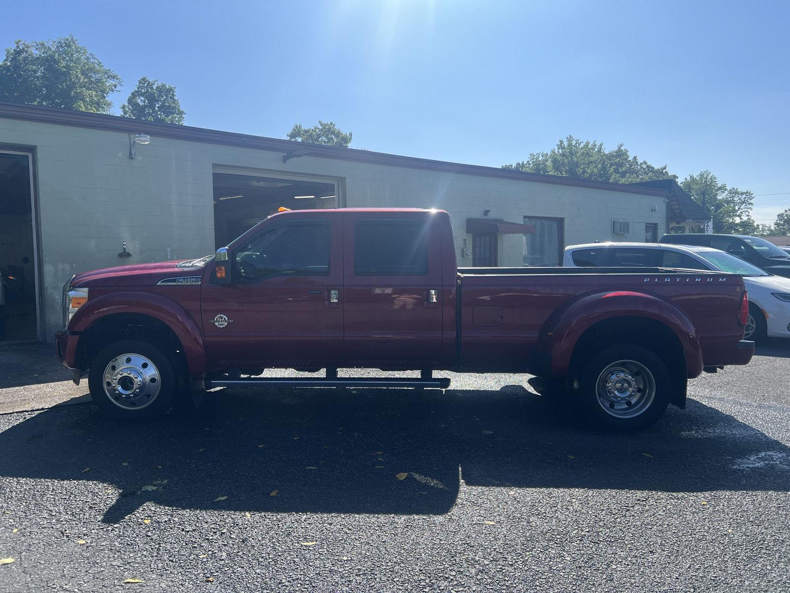 View vehicle photo 6