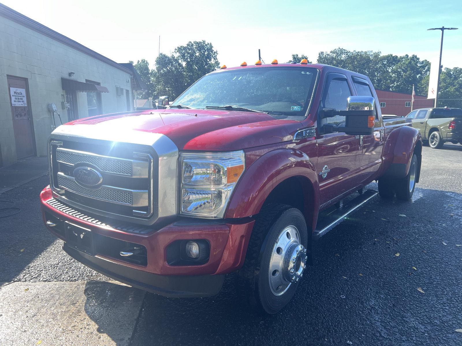 View vehicle photo 7