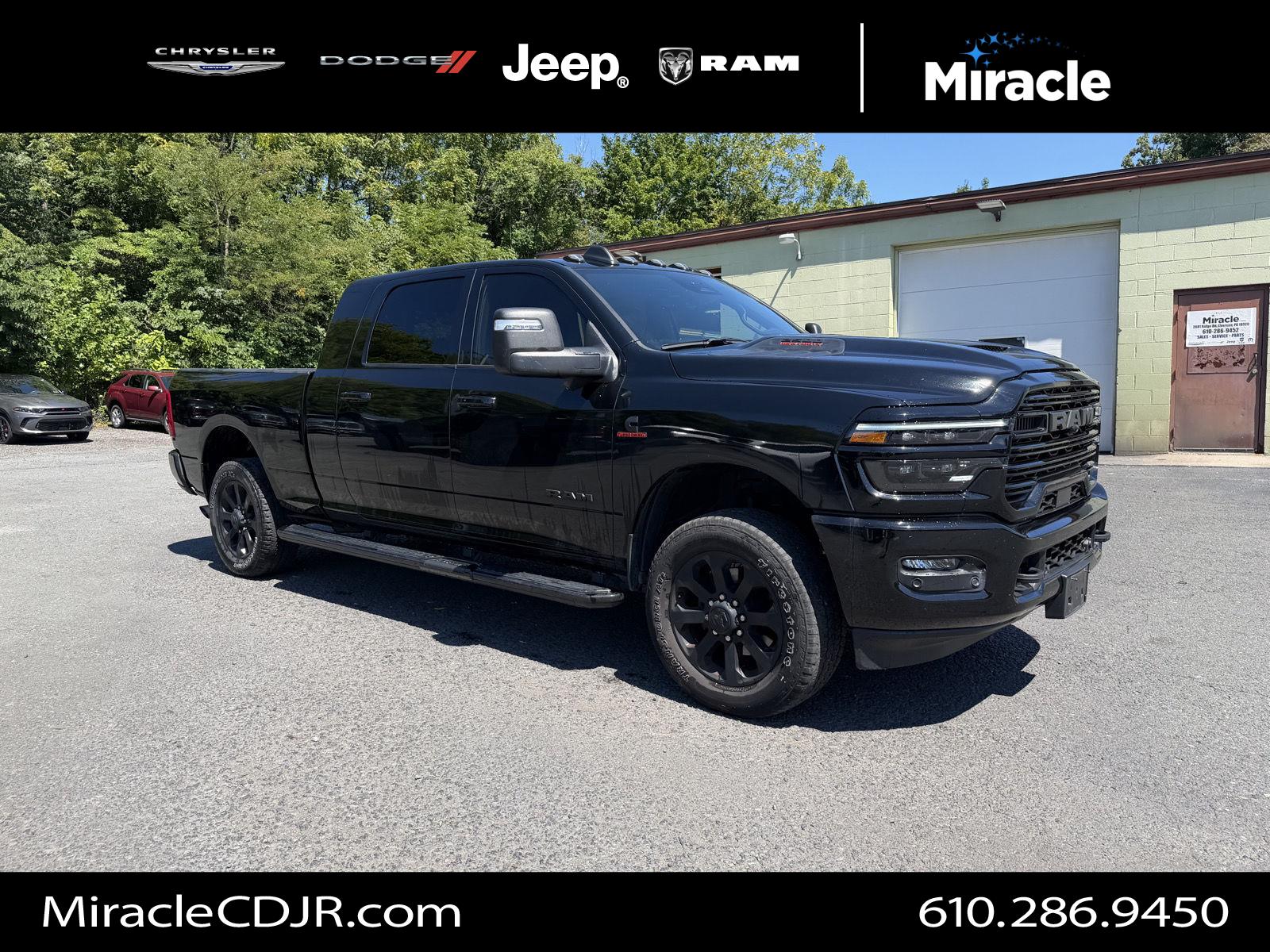 2025 RAM 2500 Negro (Diamond Black Crystal Pearlcoat) Camioneta Todo terreno 8 velocidades Automática