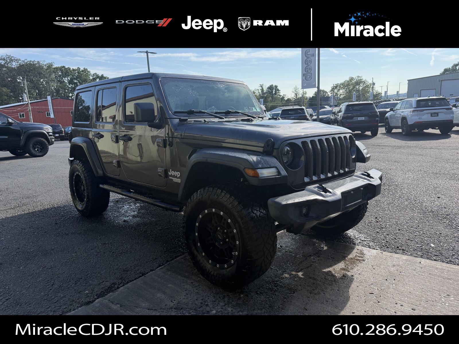 Gray (Granite Crystal Metallic Clearcoat) 2019 Jeep Wrangler SUV / Crossover Four-Wheel Drive 6-Speed Manual