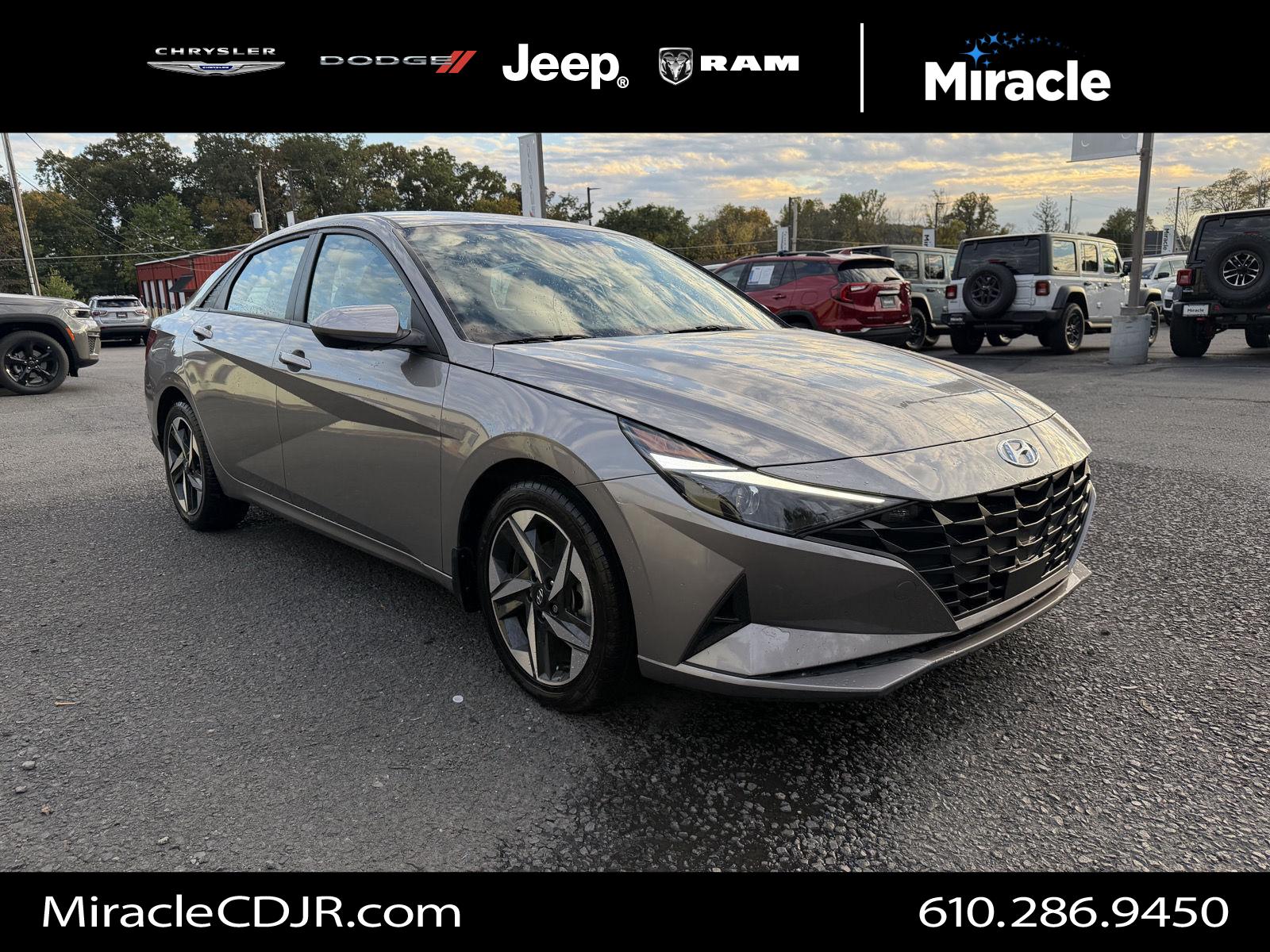 Fluid Metal 2023 Hyundai Elantra Sedan Front-Wheel Drive Continuously Variable Transmission