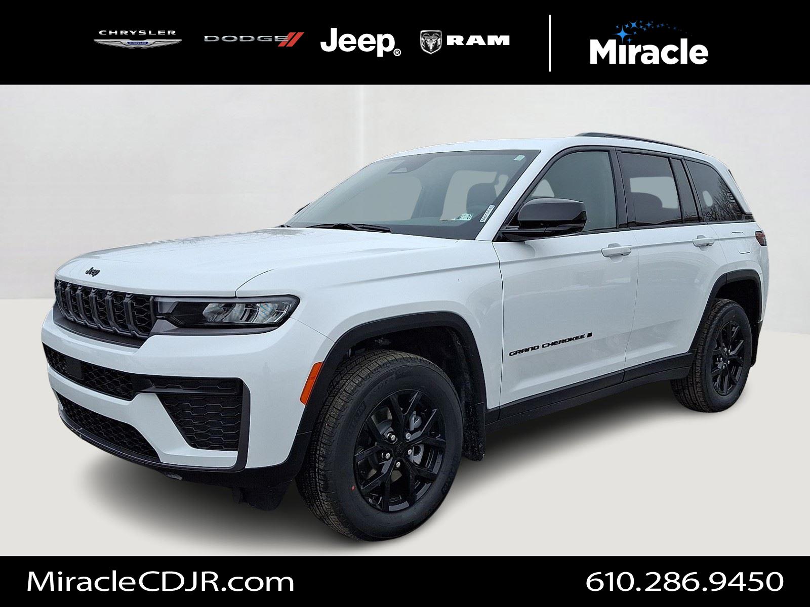 Bright White Clearcoat 2026 Jeep Grand Cherokee SUV / Crossover Four-Wheel Drive 8-Speed Automatic