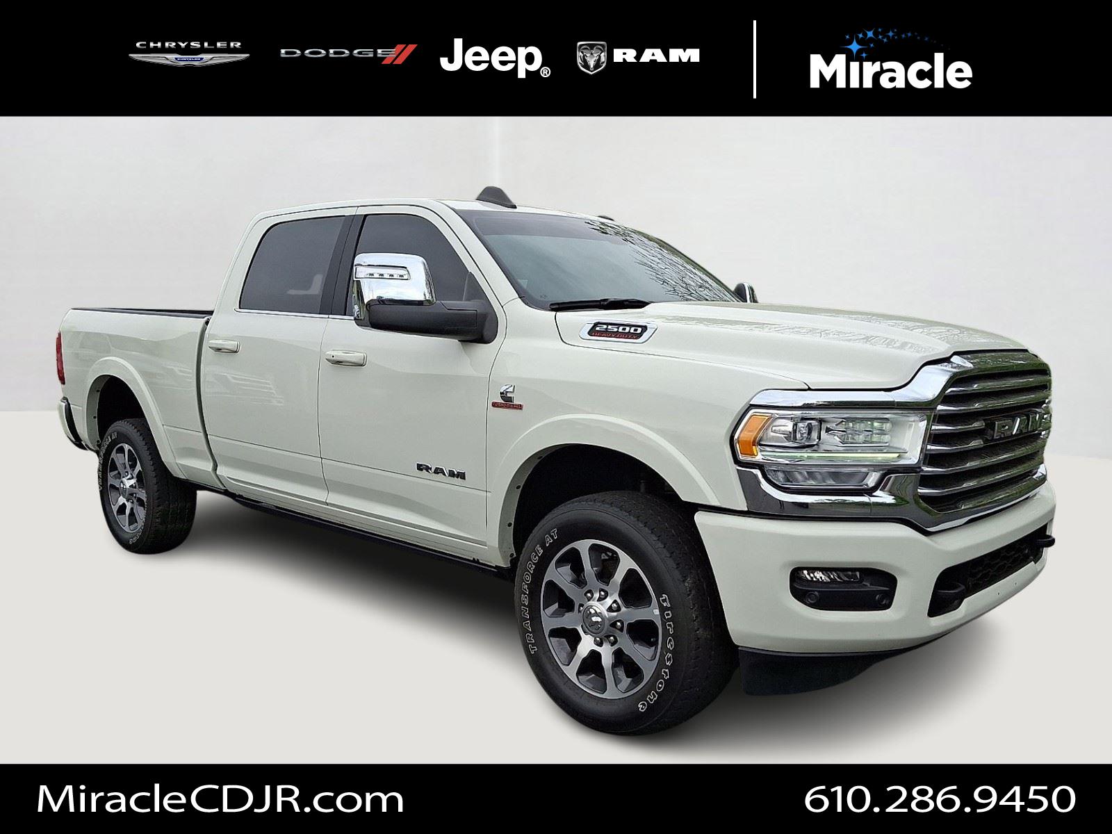 Pearl White 2024 RAM 2500 Pickup Truck Four-Wheel Drive 6-Speed Automatic