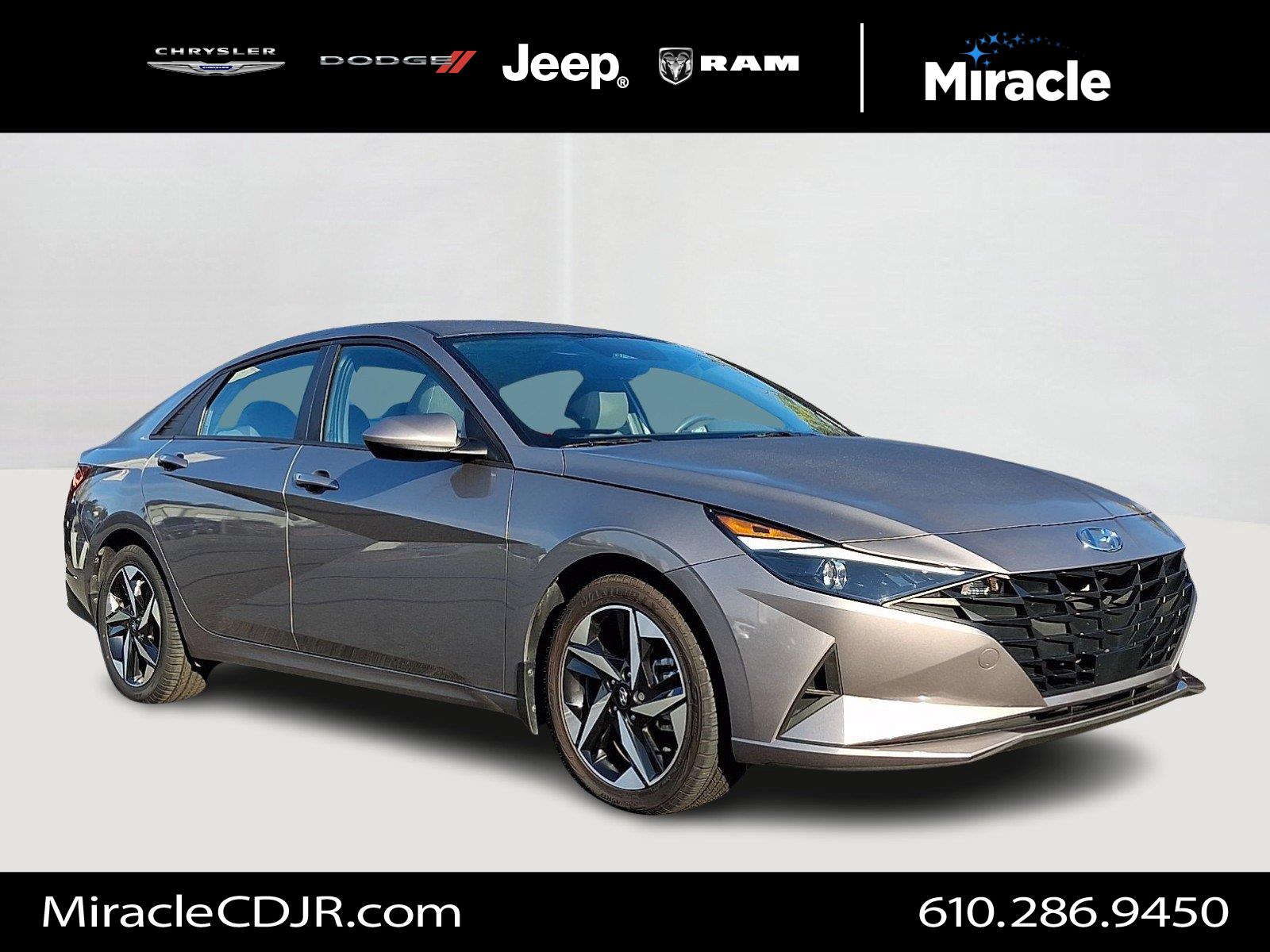 2023 Hyundai Elantra SEL FWD