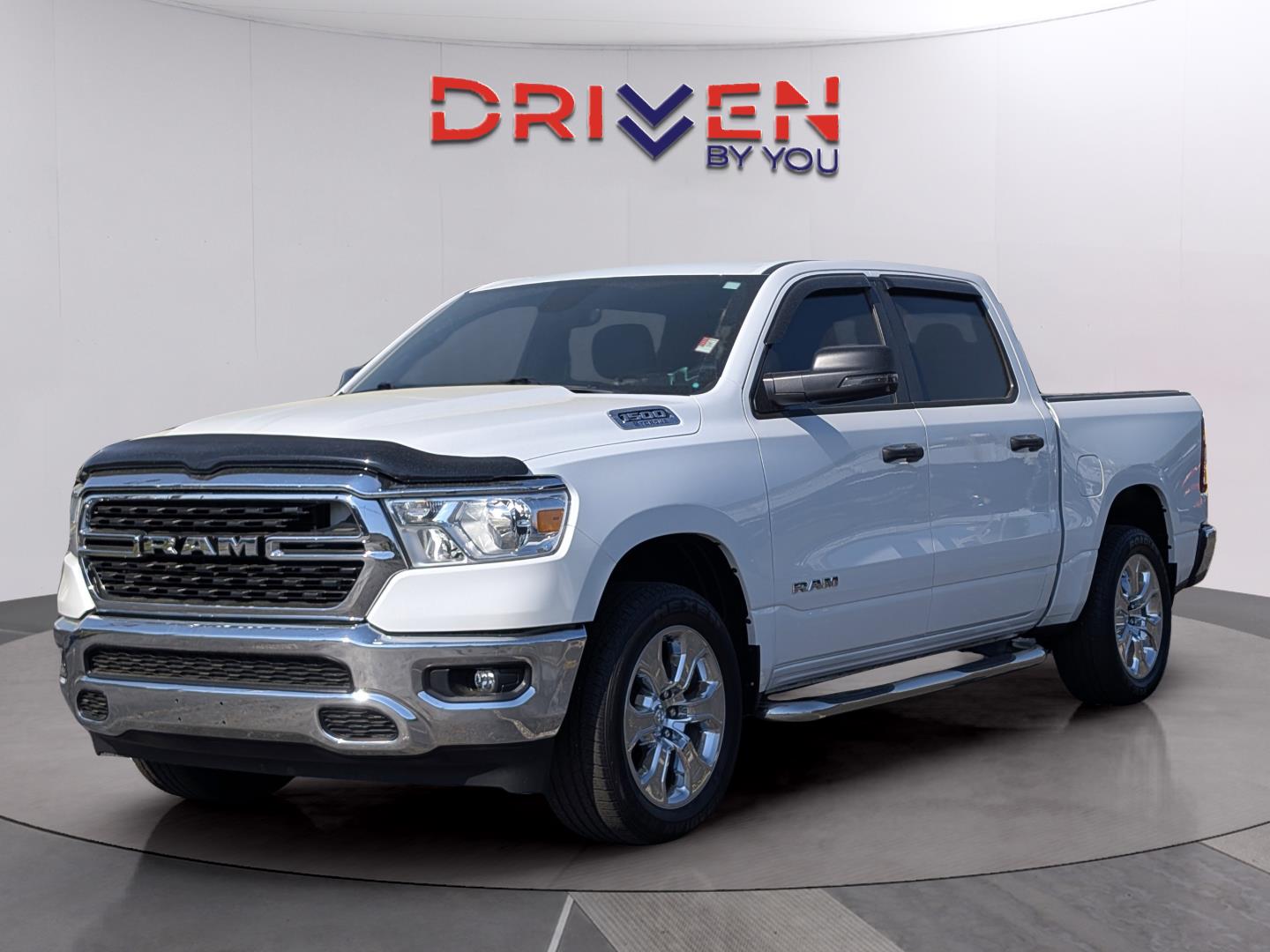Bright White Clearcoat 2023 RAM 1500 Big Horn Crew Cab 4WD Pickup Truck Four-Wheel Drive 8-Speed Automatic