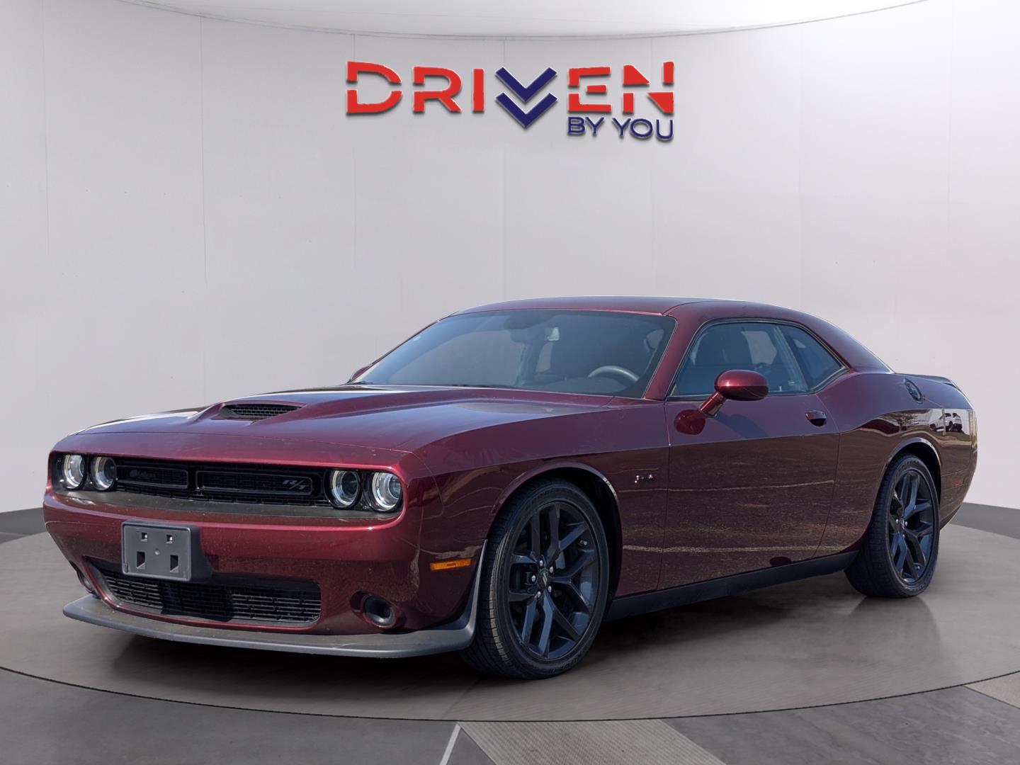 Octane Red Pearlcoat 2023 Dodge Challenger R/T RWD Coupe Rear-Wheel Drive 8-Speed Automatic