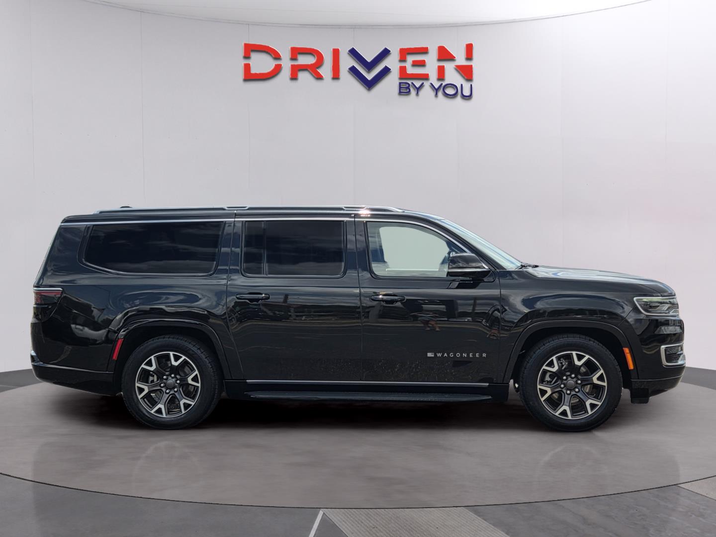 View vehicle photo 6