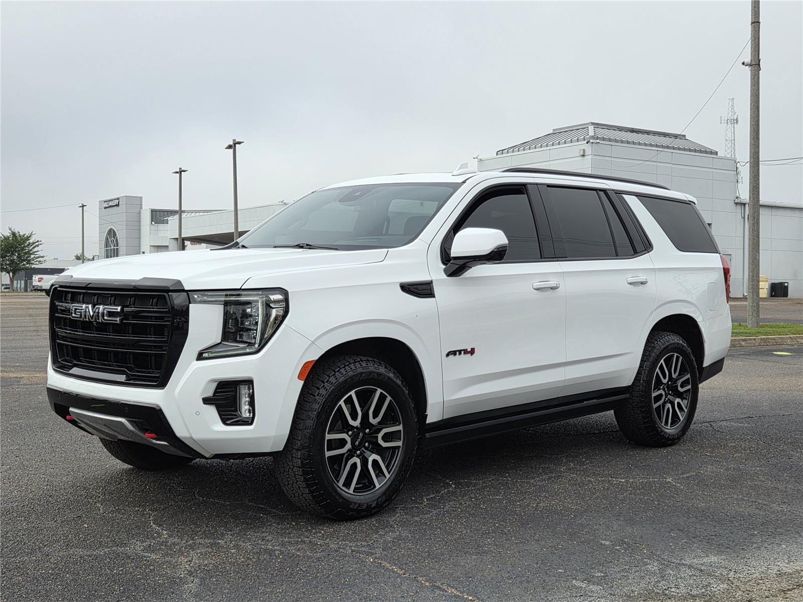 Summit White 2023 GMC Yukon SUV / Crossover Four-Wheel Drive Automatic