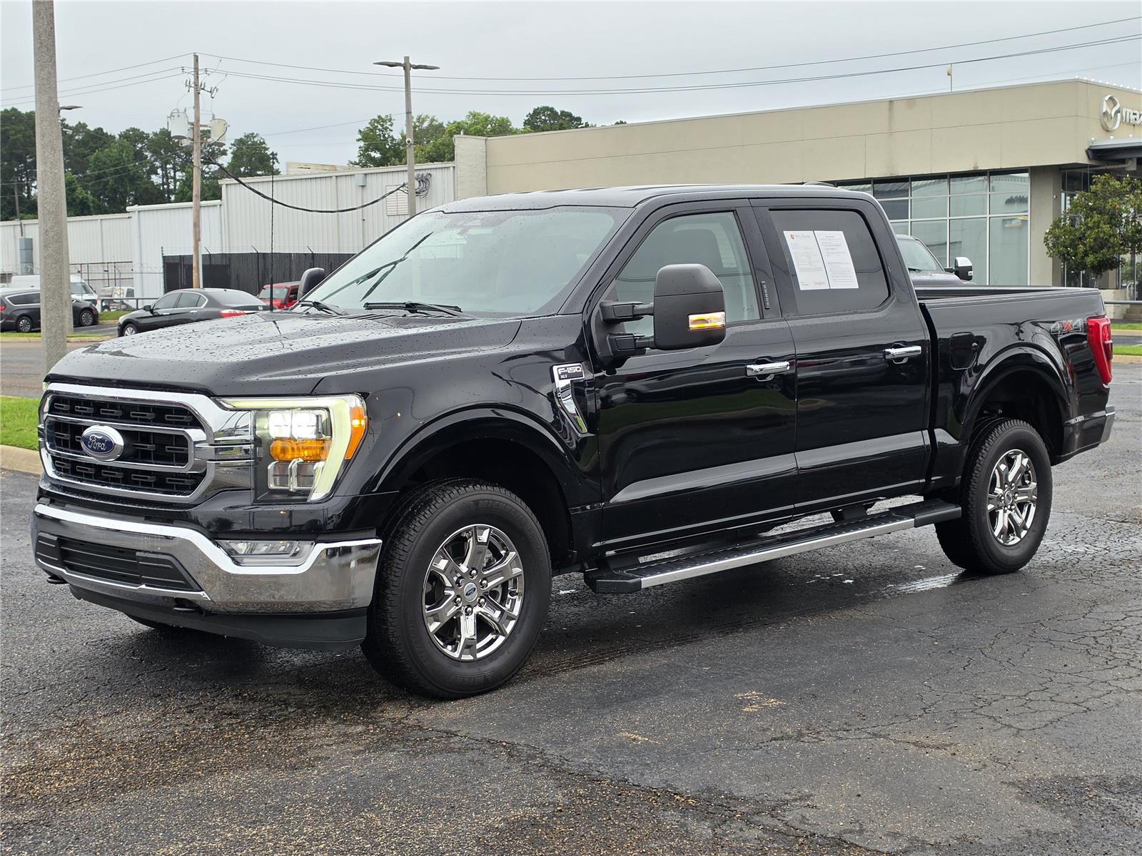 2023 Ford F-150 XLT SuperCrew 4WD