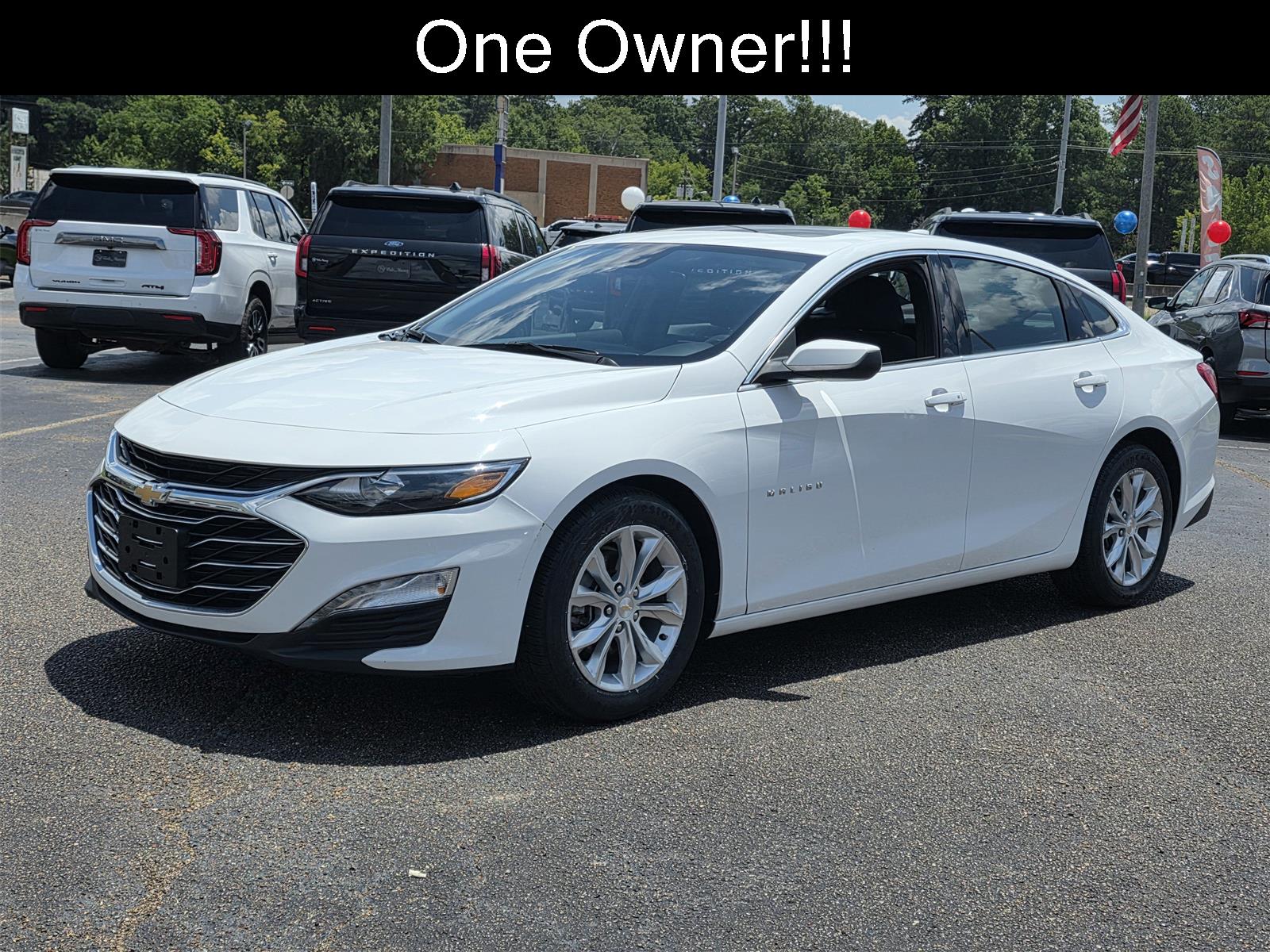 Summit White 2024 Chevrolet Malibu Sedan Front-Wheel Drive Continuously Variable Transmission