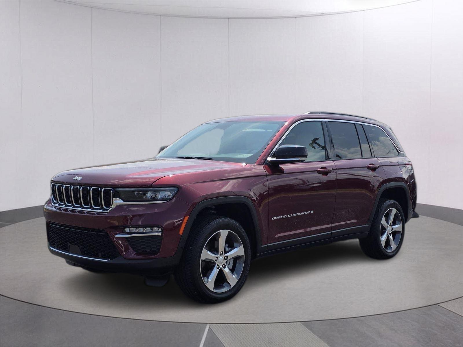 Velvet Red Pearlcoat 2025 Jeep Grand Cherokee SUV / Crossover Four-Wheel Drive 8-Speed Automatic