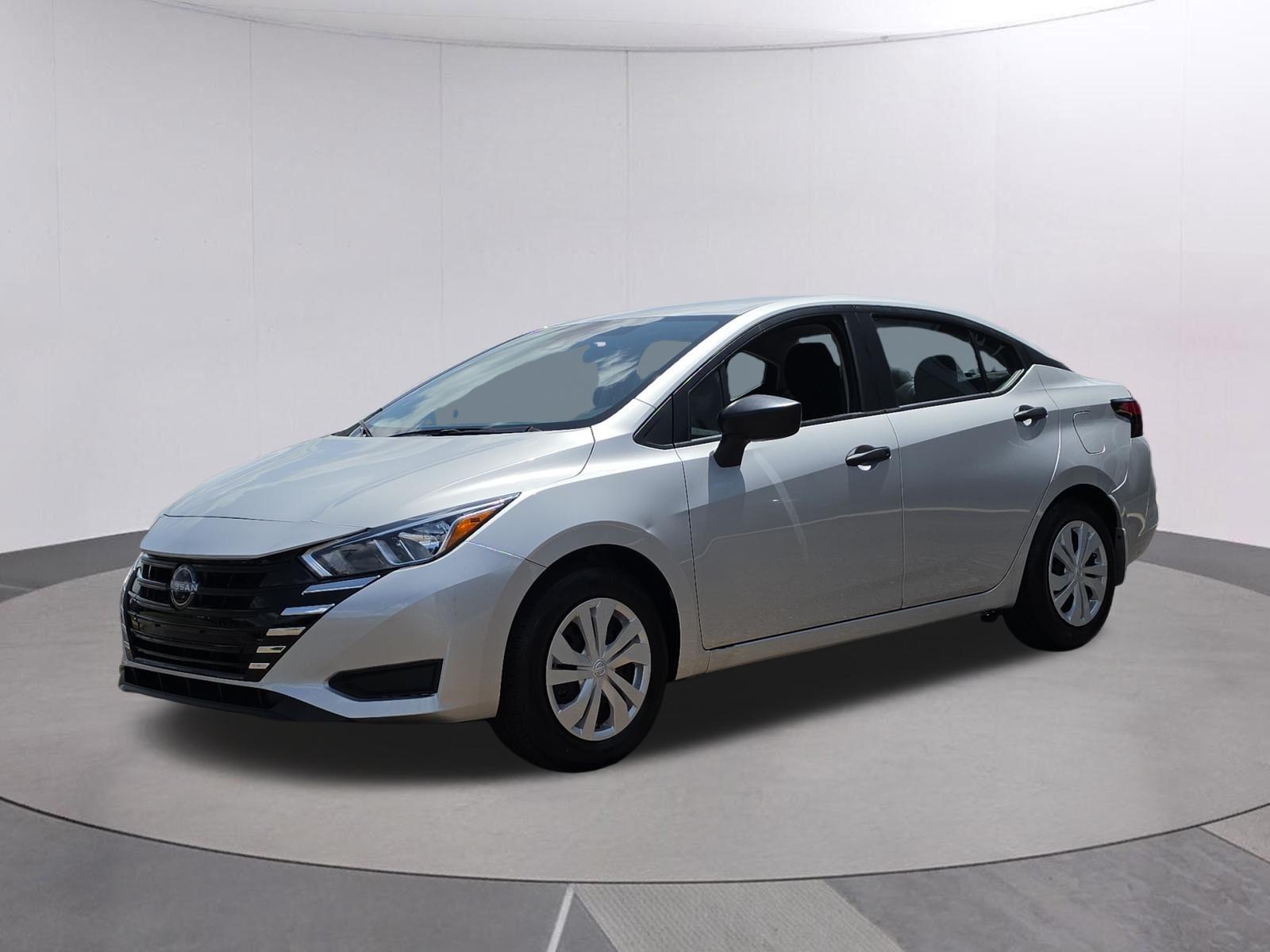 Brilliant Silver Metallic 2023 Nissan Versa Sedan Front-Wheel Drive Continuously Variable Transmission