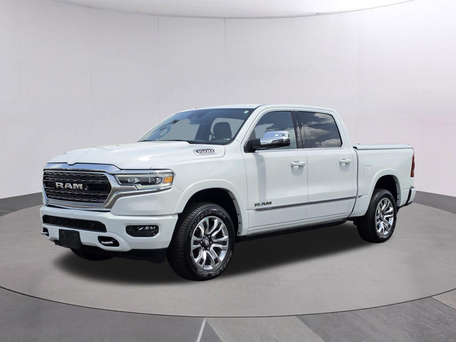 Bright White Clearcoat 2023 RAM 1500 Pickup Truck Four-Wheel Drive 8-Speed Automatic