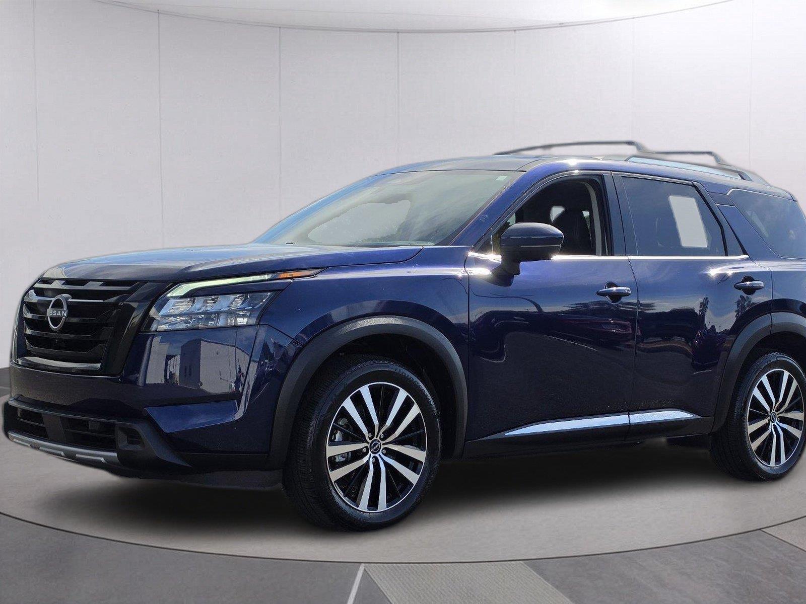 2025 Nissan Pathfinder Platinum 4WD
