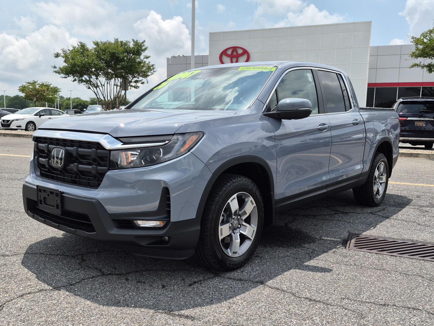 Sonic Gray Pearl 2026 Honda Ridgeline Pickup Truck All-Wheel Drive 9-Speed Automatic