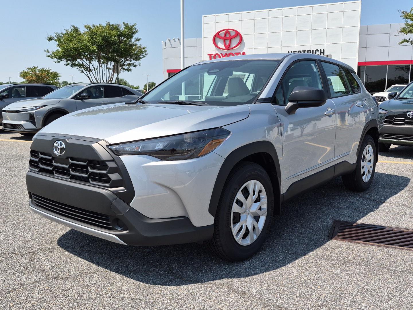 Sonic Silver 2026 Toyota Corolla Cross SUV / Crossover Front-Wheel Drive Continuously Variable Transmission