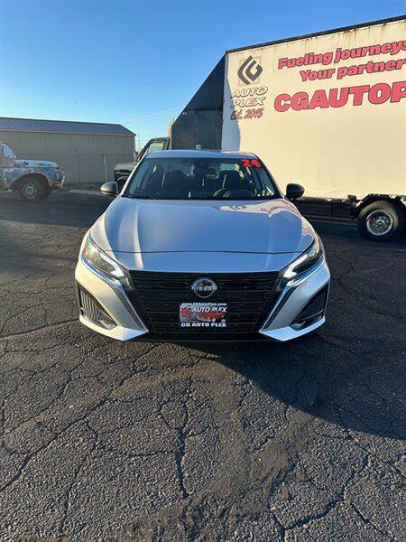 2024 Nissan Altima SV's photo