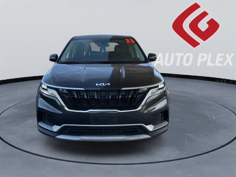 2024 Kia Carnival LX Seat Pkg's photo