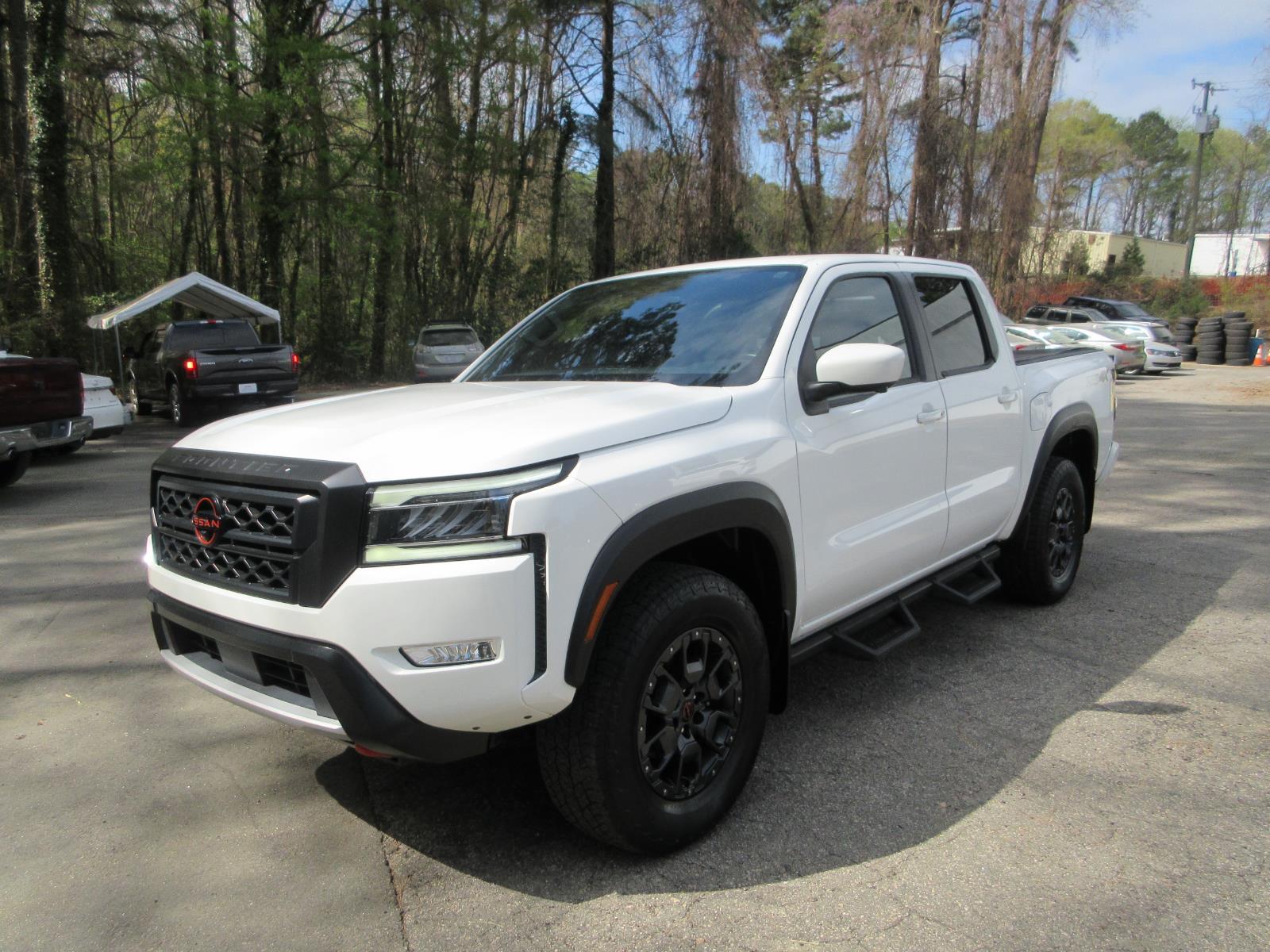 2022 Nissan Frontier PRO-4X Crew Cab 4WD