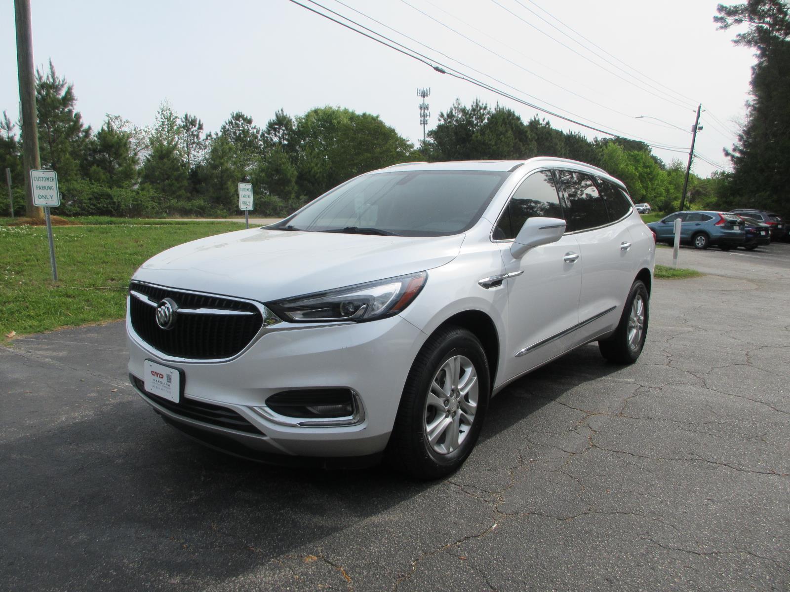 White Frost Tricoat 2020 Buick Enclave Essence FWD SUV / Crossover Front-Wheel Drive 9-Speed Automatic