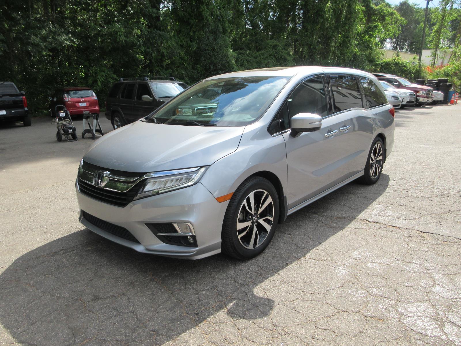 Lunar Silver Metallic 2019 Honda Odyssey Elite FWD Minivan Front-Wheel Drive Automatic