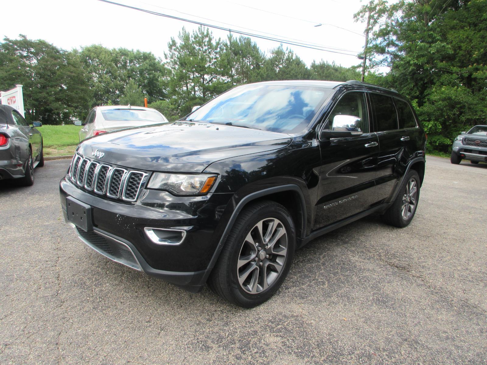 Diamond Black Crystal Pearlcoat 2018 Jeep Grand Cherokee SUV / Crossover 4X2 8-Speed Automatic