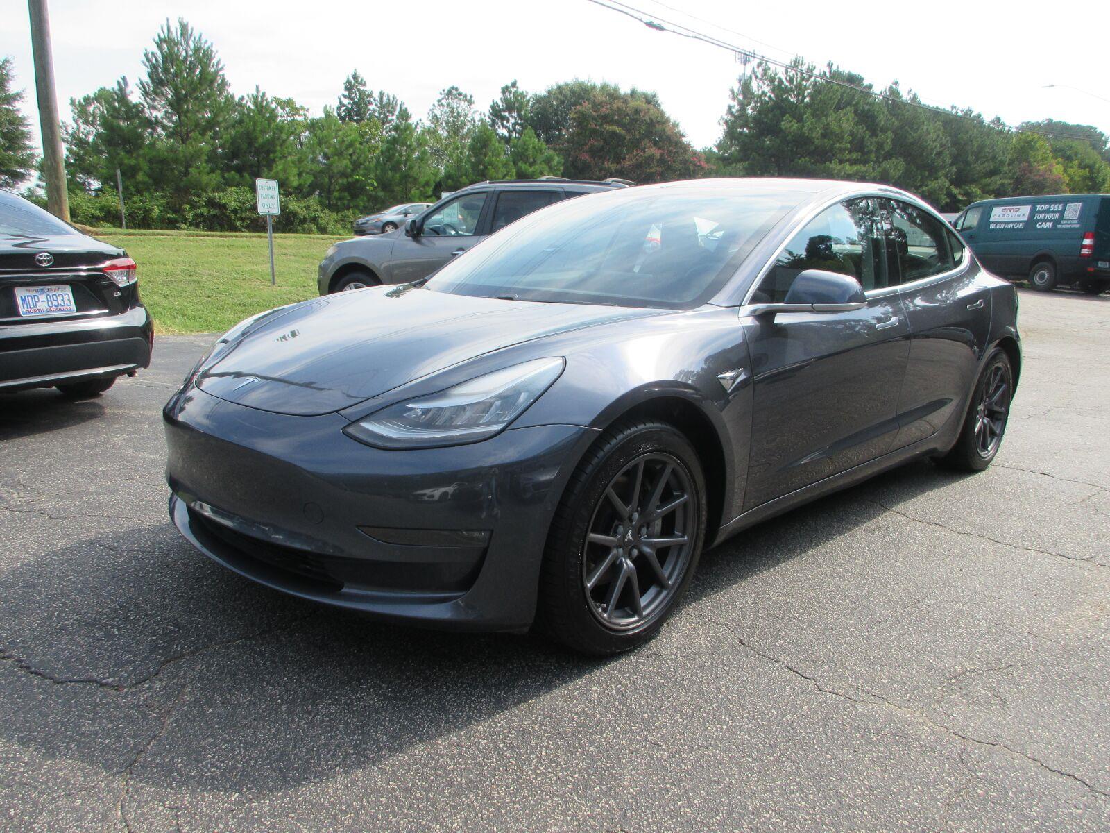 Gray 2018 Tesla Model 3 Sedan Rear-Wheel Drive Automatic