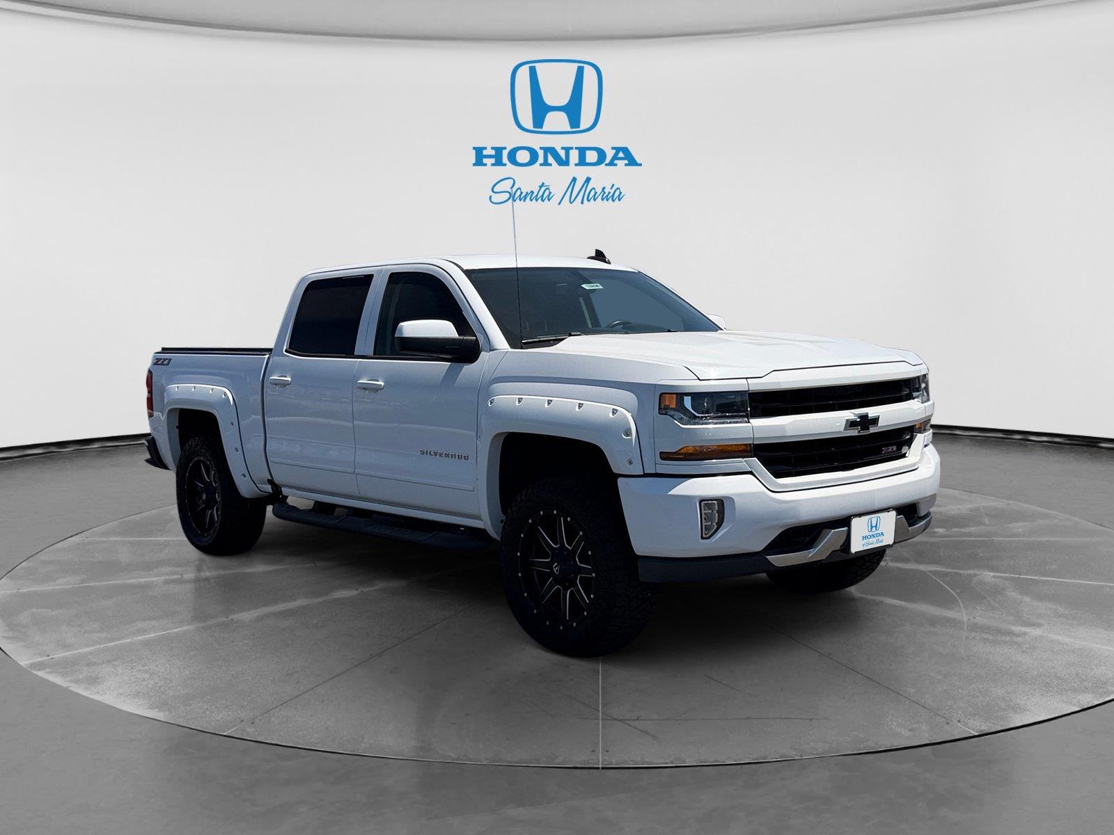  2018 Chevrolet Silverado 1500 LT Crew Cab 4WD   