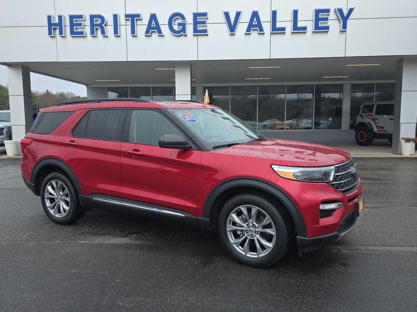 Rapid Red Metallic Tinted Clearcoat 2022 Ford Explorer XLT AWD SUV / Crossover All-Wheel Drive Automatic