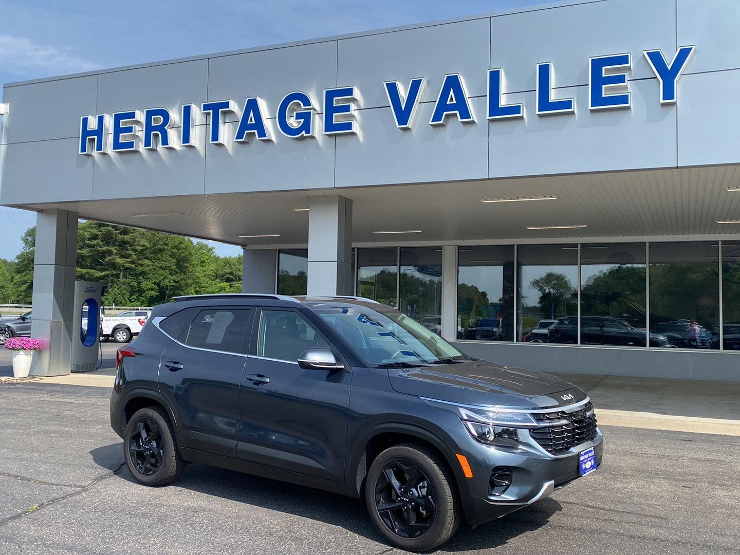Gravity Gray 2026 Kia Seltos EX AWD SUV / Crossover All-Wheel Drive Continuously Variable Transmission