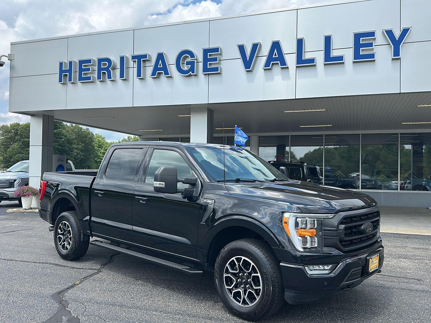 Agate Black 2023 Ford F-150 Pickup Truck Four-Wheel Drive Automatic
