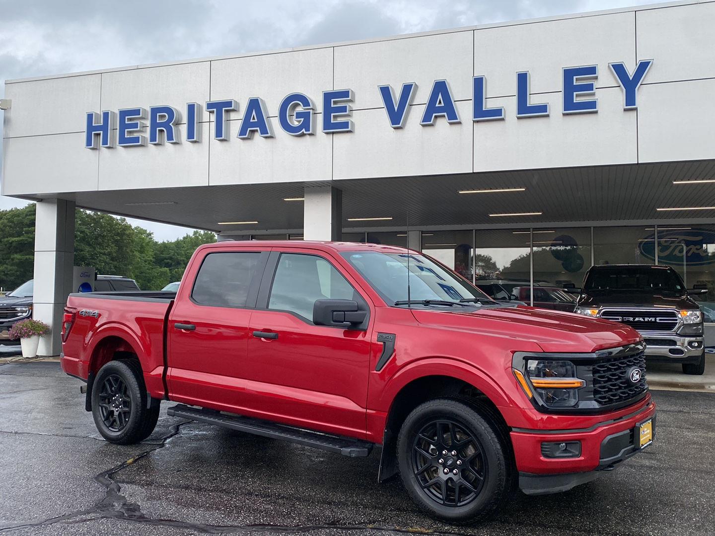 Rapid Red Metallic Tinted Clearcoat 2024 Ford F-150 Pickup Truck Four-Wheel Drive Automatic