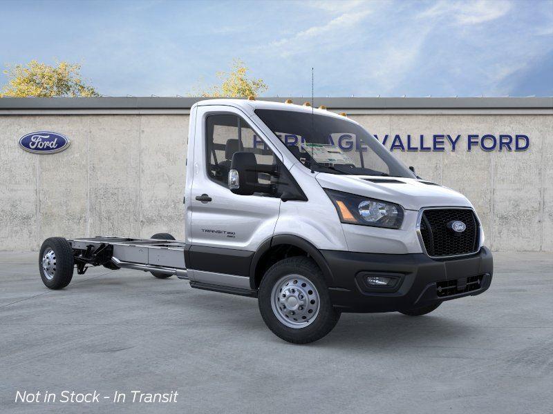 Ingot Silver Metallic 2026 Ford Transit Chassis 350 178 Cutaway AWD Van All-Wheel Drive Automatic