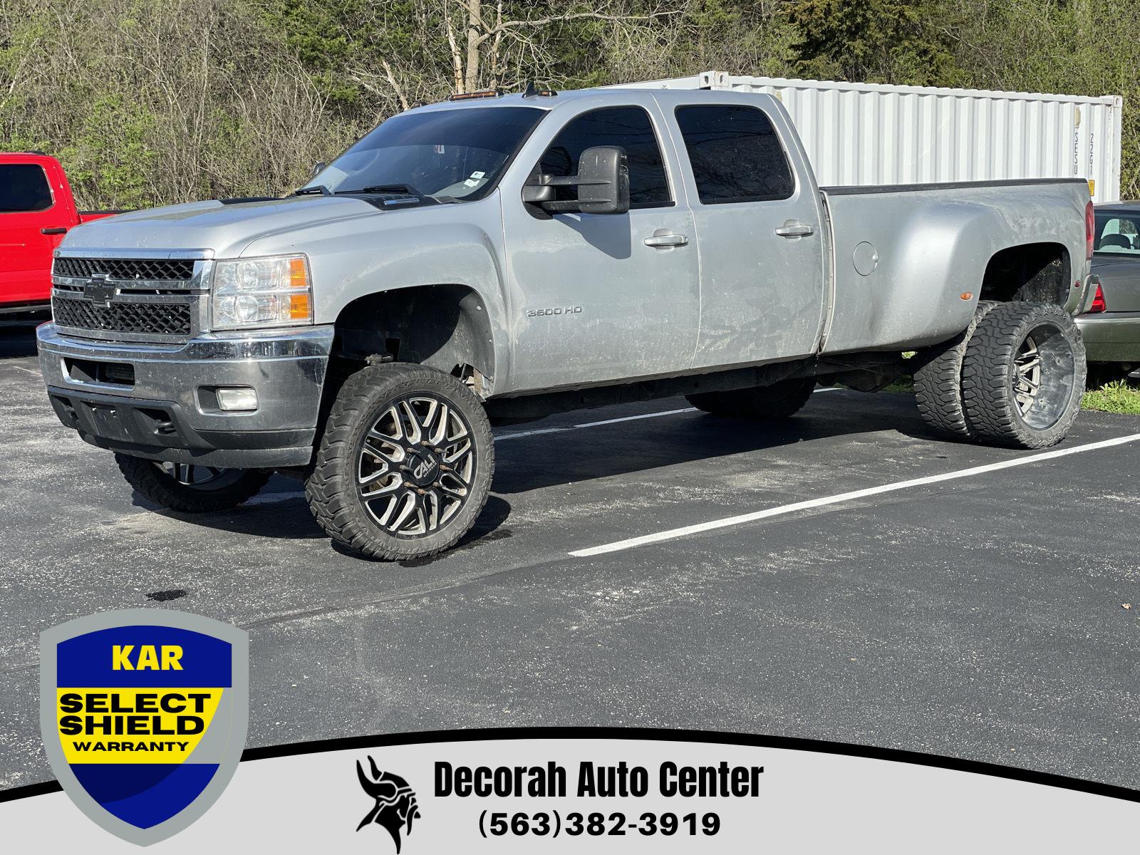 Sheer Silver Metallic 2011 Chevrolet Silverado 3500HD LTZ Crew Cab LB DRW 4WD Pickup Truck Four-Wheel Drive 6-Speed Automatic