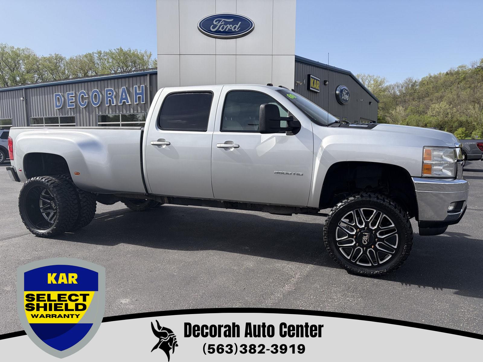 Sheer Silver Metallic 2011 Chevrolet Silverado 3500HD LTZ Crew Cab LB DRW 4WD Pickup Truck Four-Wheel Drive 6-Speed Automatic