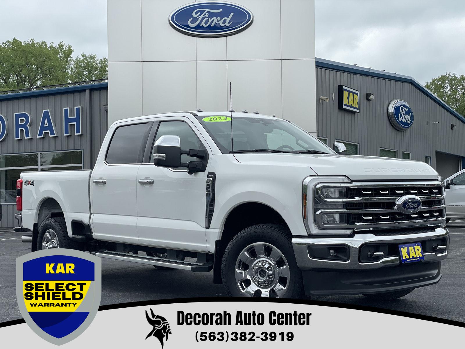Star White Metallic Tri-Coat 2024 Ford F-350 Super Duty Lariat Crew Cab 4WD Pickup Truck Four-Wheel Drive Automatic