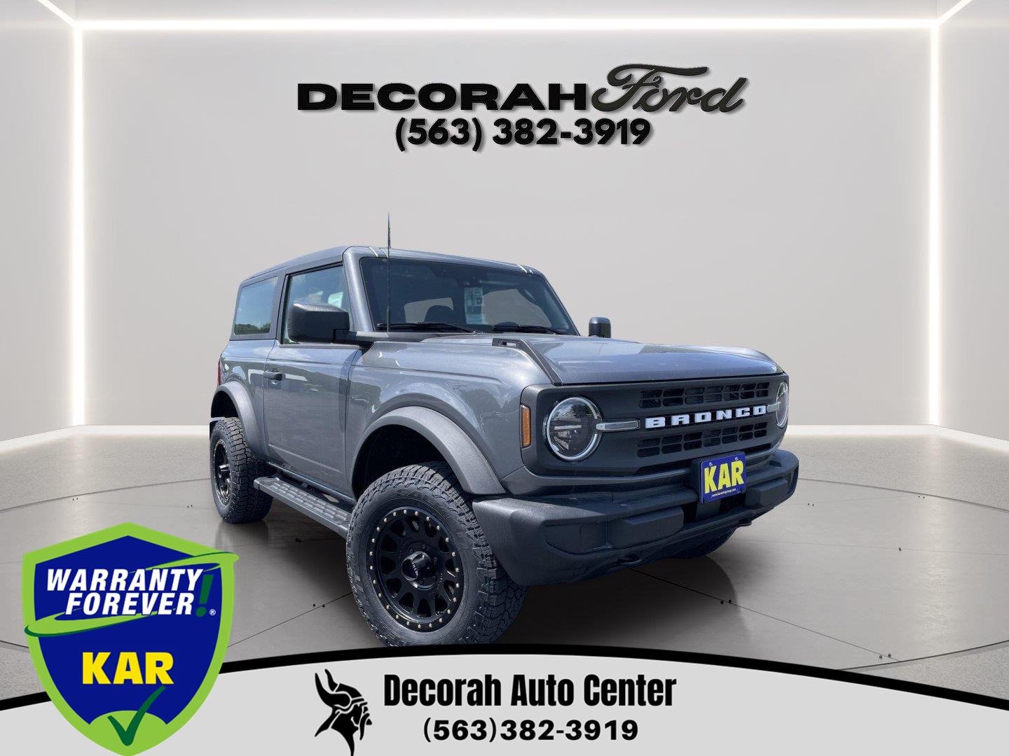 Carbonized Gray Metallic 2026 Ford Bronco SUV / Crossover Four-Wheel Drive 7-Speed Manual