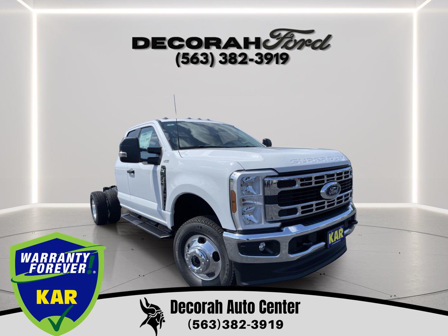 2026 Ford F-350 Super Duty Chassis Pickup Truck Four-Wheel Drive Automatic