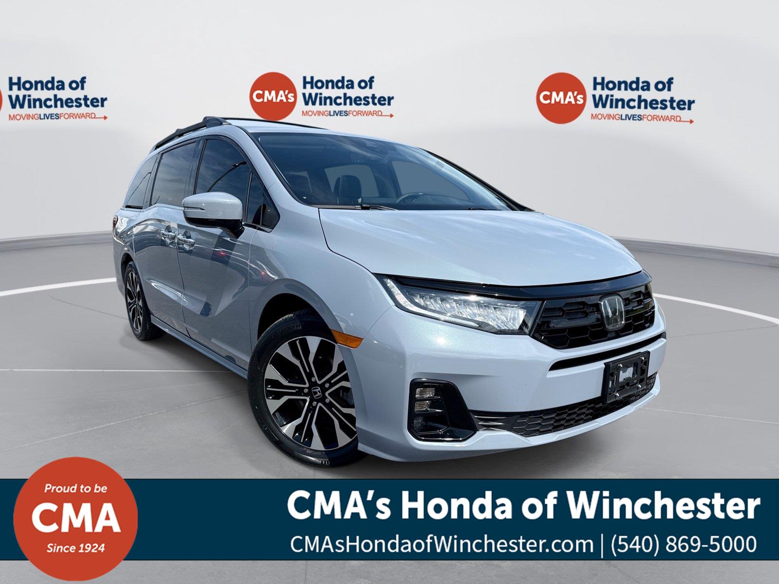 Platinum White Pearl 2026 Honda Odyssey Minivan Front-Wheel Drive Automatic