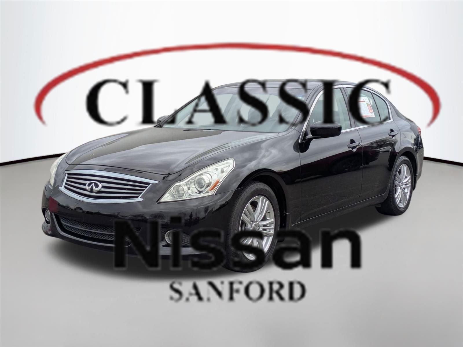 2013 INFINITI G37 Journey Sedan RWD