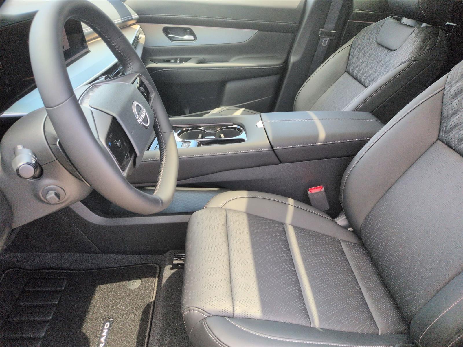 New 2026 Everest White Pearl Tricoat/Super Black Nissan Platinum image 18