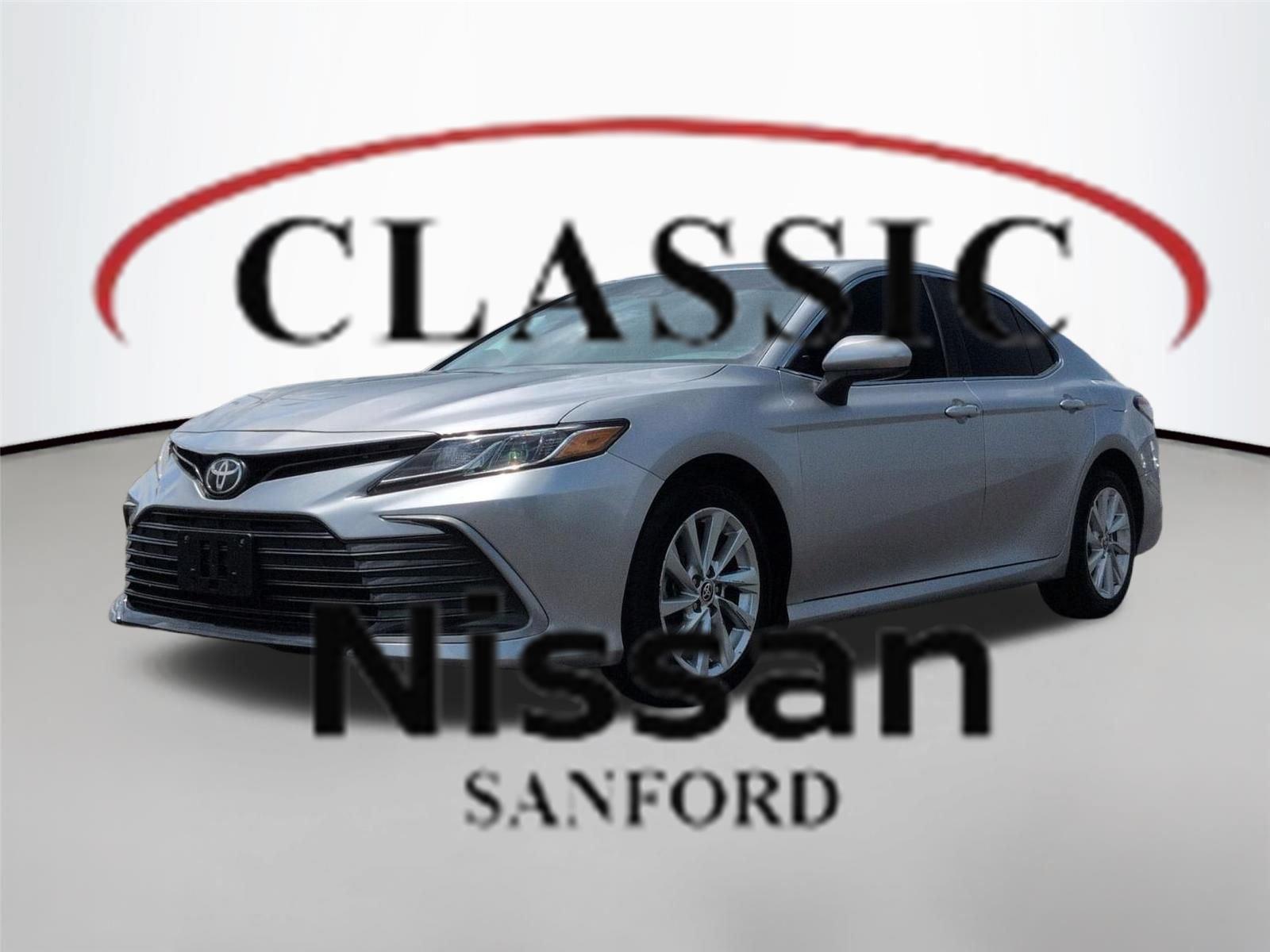 Celestial Silver Metallic 2021 Toyota Camry Sedan Front-Wheel Drive Automatic