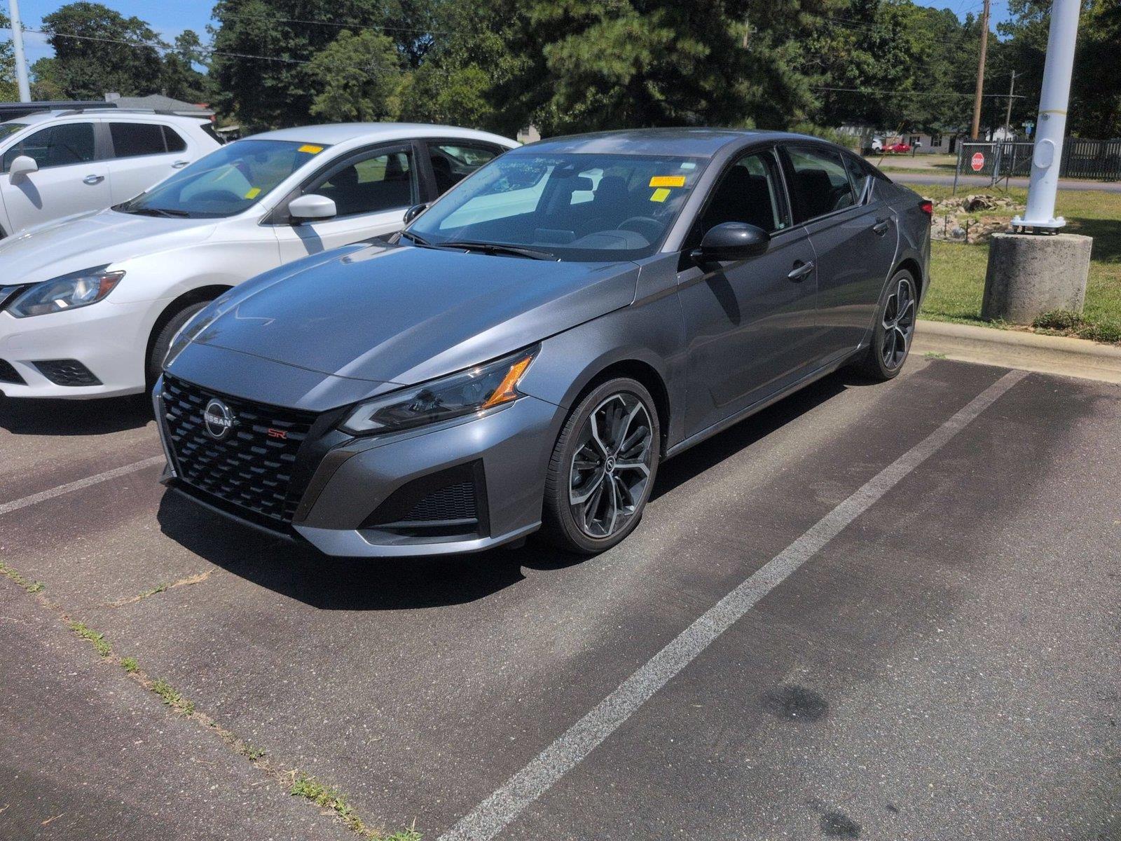 Gray (Gun Metallic) 2024 Nissan Altima Sedan Front-Wheel Drive Continuously Variable Transmission