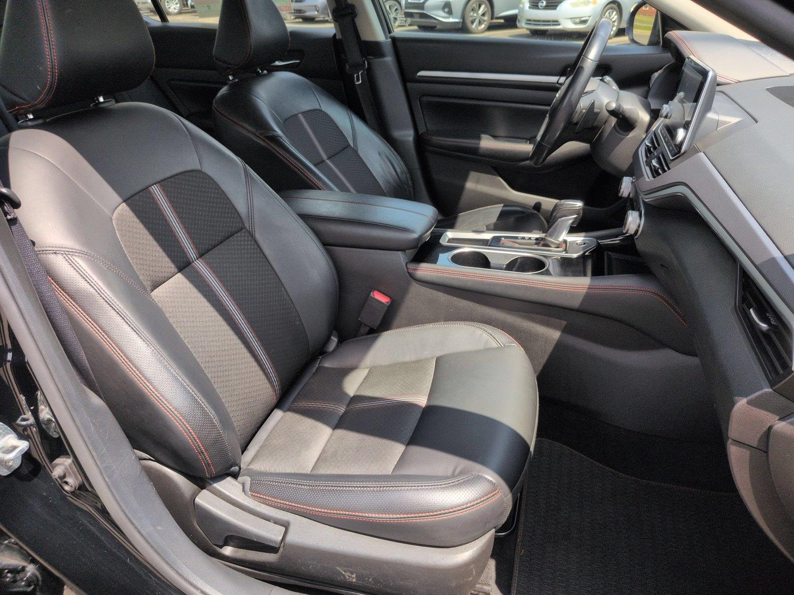 Used 2024 Super Black Nissan 2.5 SR image 36
