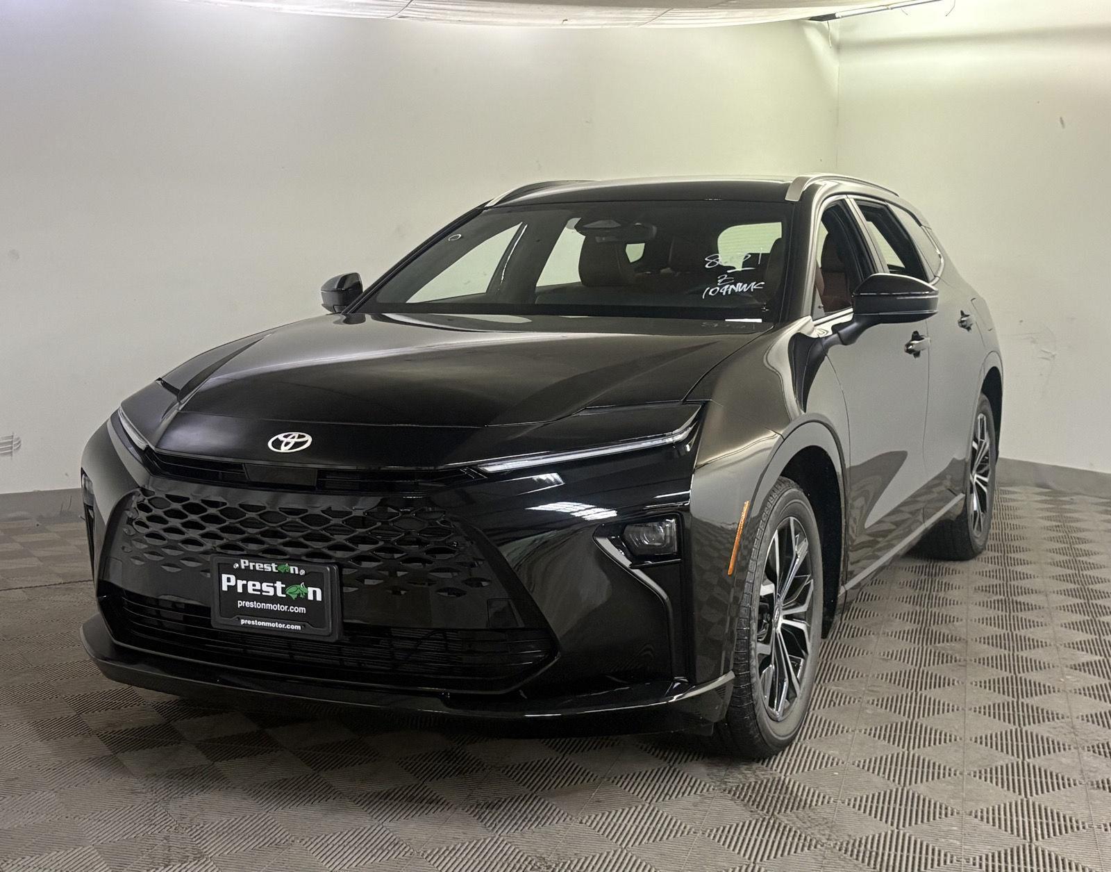 2025 Toyota Crown Signia XLE AWD